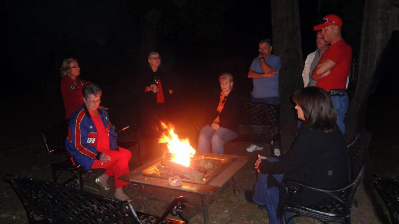 DSC00270.JPG -   And a nice bonfire capped the evening  